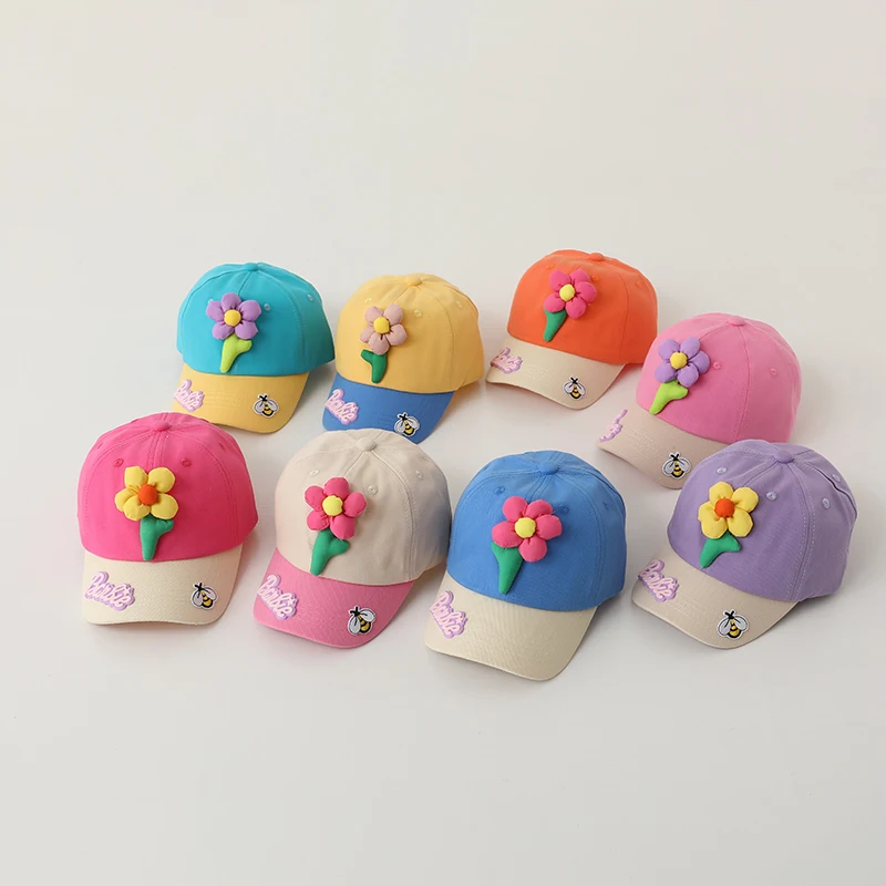 Рисунок 3 - Детская шапка с большими цветами