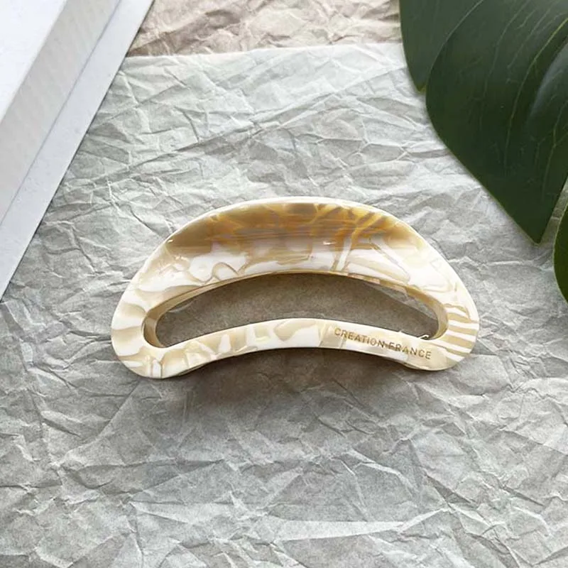 Рисунок 4 - Заколка для волос в винтажном стиле женская