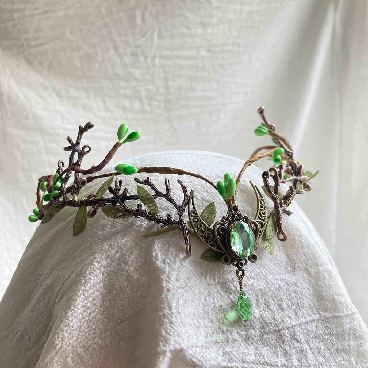 Handmade Woodland Elven Forest  Leaves Crown Red Waterdrop Tiara Moon Circlet  Goddess Circlet Fairy Goddess Wedding Crown