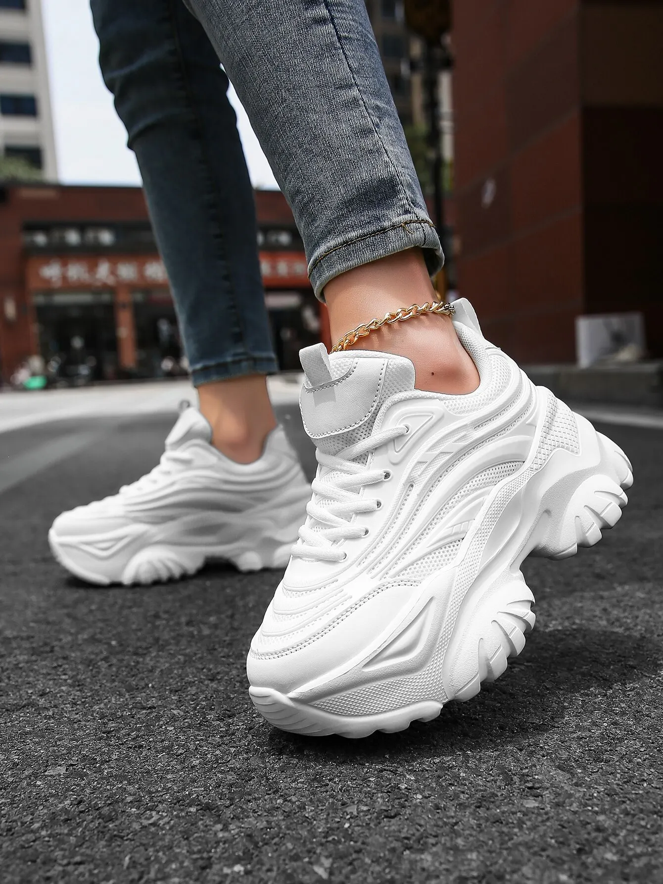 Women Shoes Casual Sports Solid Color Ultra-light Height-increasing Running Comfortable and Versatile Daily
