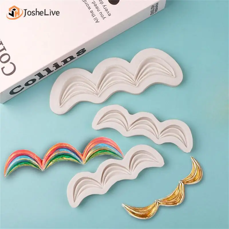

Unique Design Sugar Mould Soft And Tough Silicone Flip Sugar Cake Tools Decorative Pattern Cake Decoration Best Selling