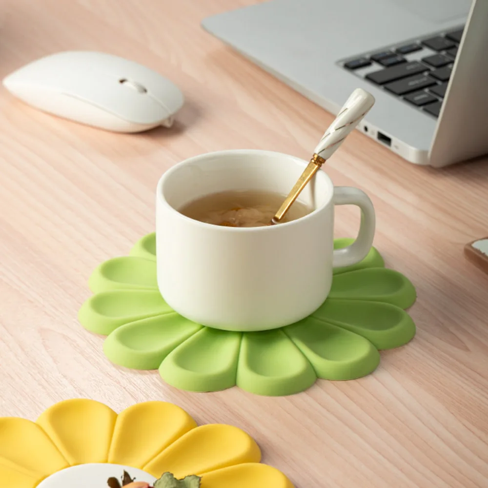 Flower Silicone Tea Coaster Table Placemats Heat Resistant 4 S9c3a33617c2943618d6c65a04ce18933c