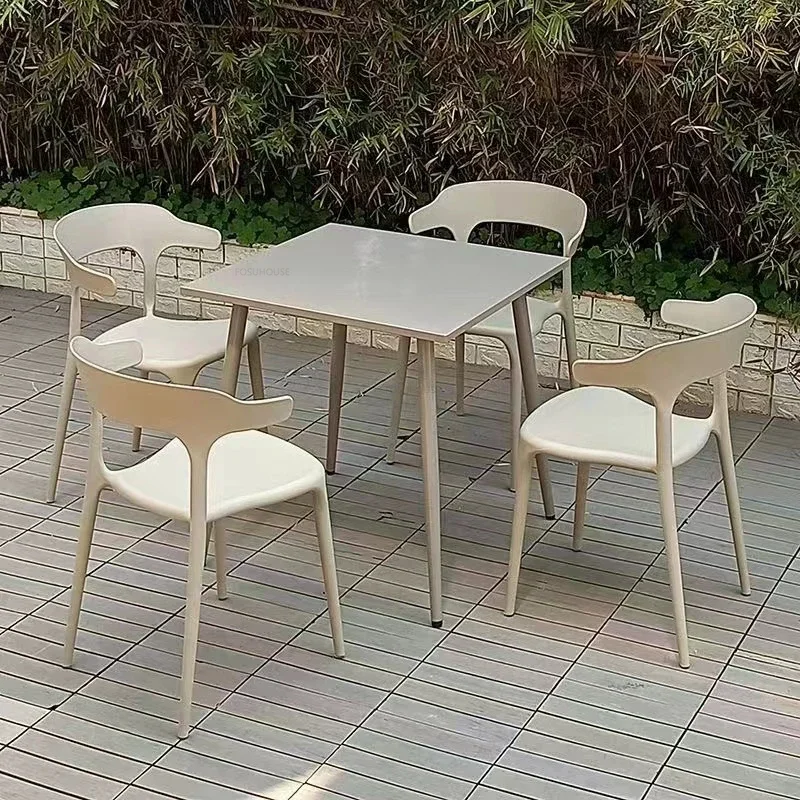 4 chairs 1 table-H