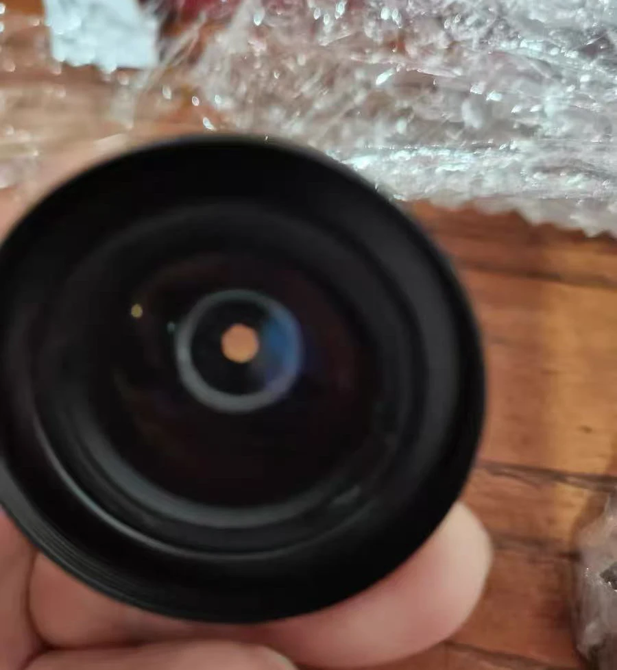 kokar 1.9 6mm 렌즈 5MP는 Fujinon Fujinon C-Mount 5MP 2/3″ 6mm f/1.9 HF6XA-5M과 동일하며 양호한 상태로 사용되었습니다.