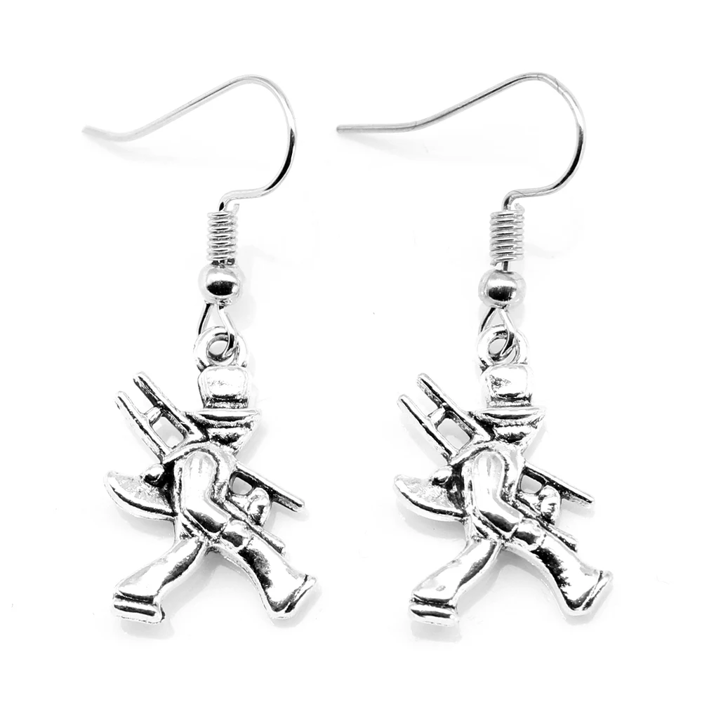 

1 Pair Worker Dangle Earring Design Jewelri 14x21mm