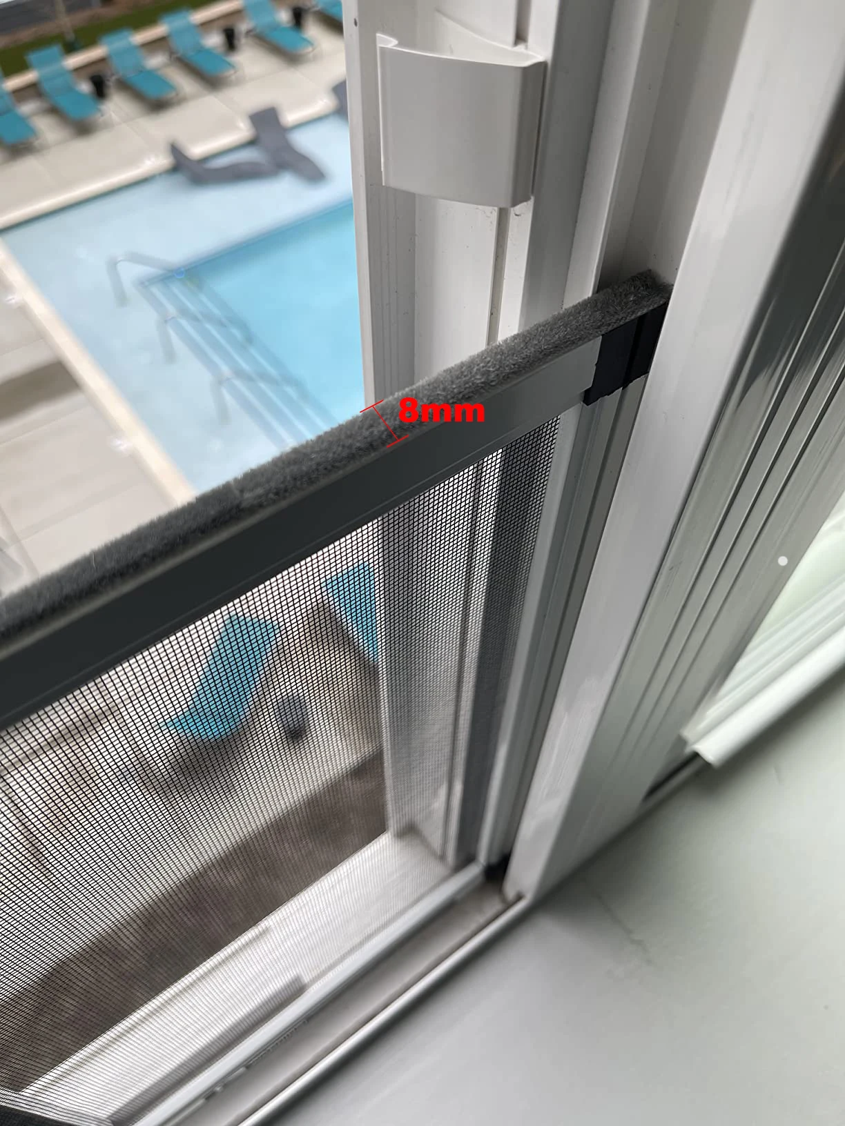Description Picture 6 of itemExpandable Window Screen, 2 Way Adjustable, Perfect Replacement Screen for Windows, Door