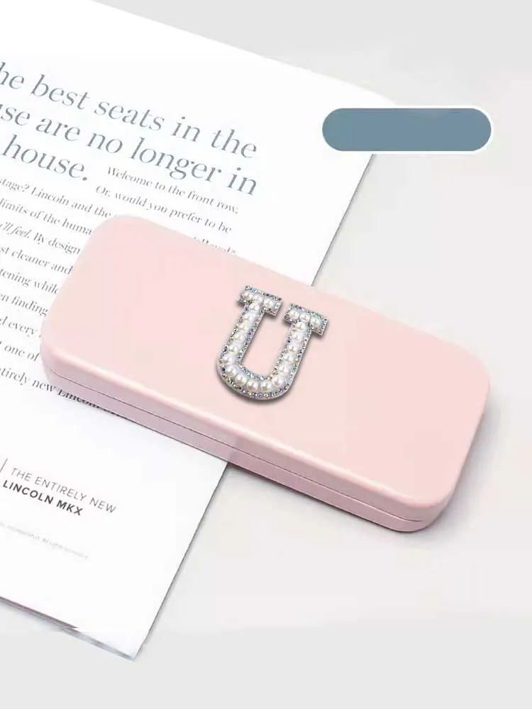 

Customized High-Quality PU Eyewear Case: Anti-Stress, Compact Personalized Customer Name-Candy Goldtone Crystal Optional Letter