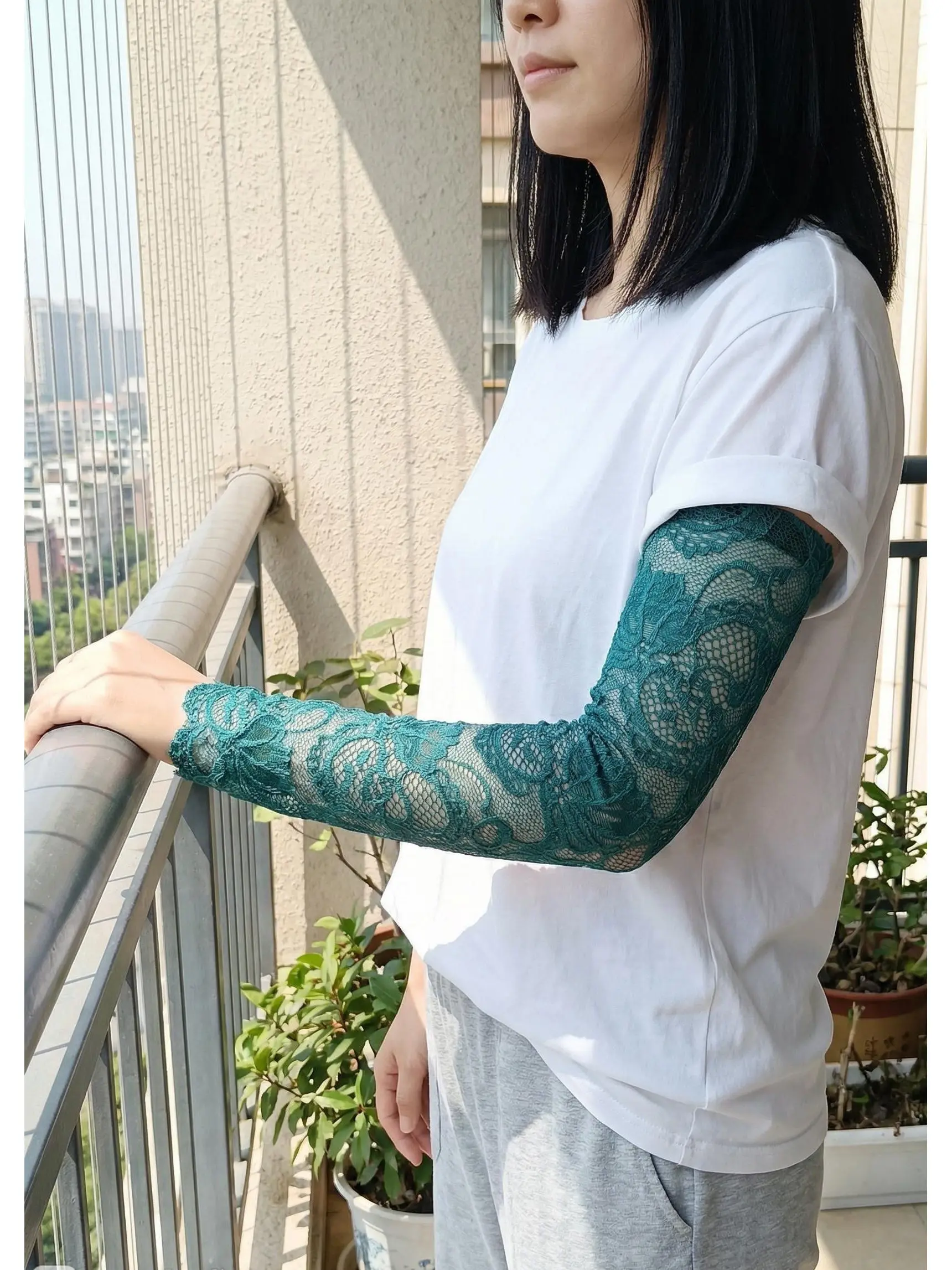 세련된 레이스 슬리브 커버, 자외선 차단, 흉터 및 타투 커버, 탄력 있는 장 여름 보호 팔 커버, 고품질 가짜 슬리브
