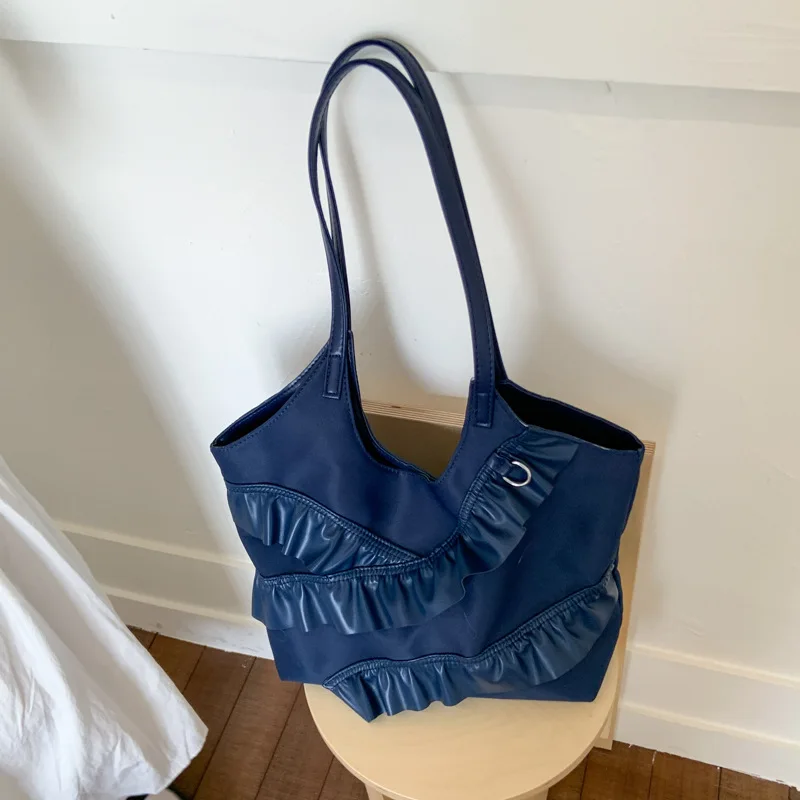 Large Capacity Fashionable Pleated Tote Bag Women's Korean Style Commuter Shoulder Bag Soft Polyester Lining Zipper Closure