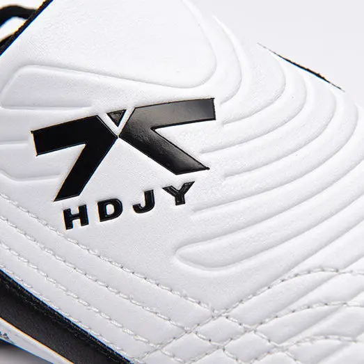 Adult soft-soled professional martial arts shoes Chinese traditional old Beijing Taiji Kung Fu team performance games men women