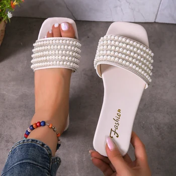 Trendy flat sandals with artificial pearl and rhinestone decoration slippers