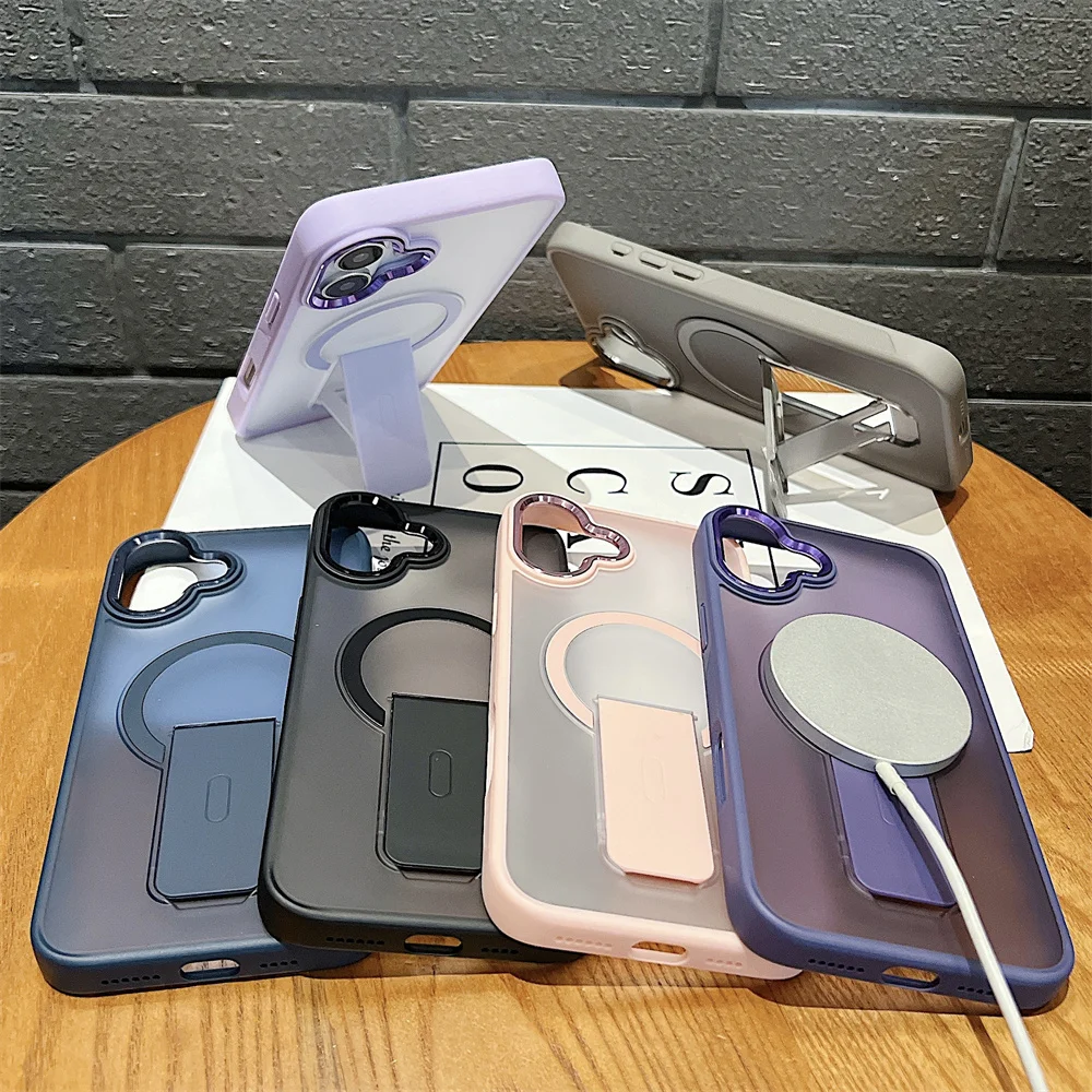 Coque de téléphone magnétique translucide mate pliable pour iPhone 16 15 14 13 12 11 Pro Max, coque arrière givrée antichoc de luxe_voghion.com