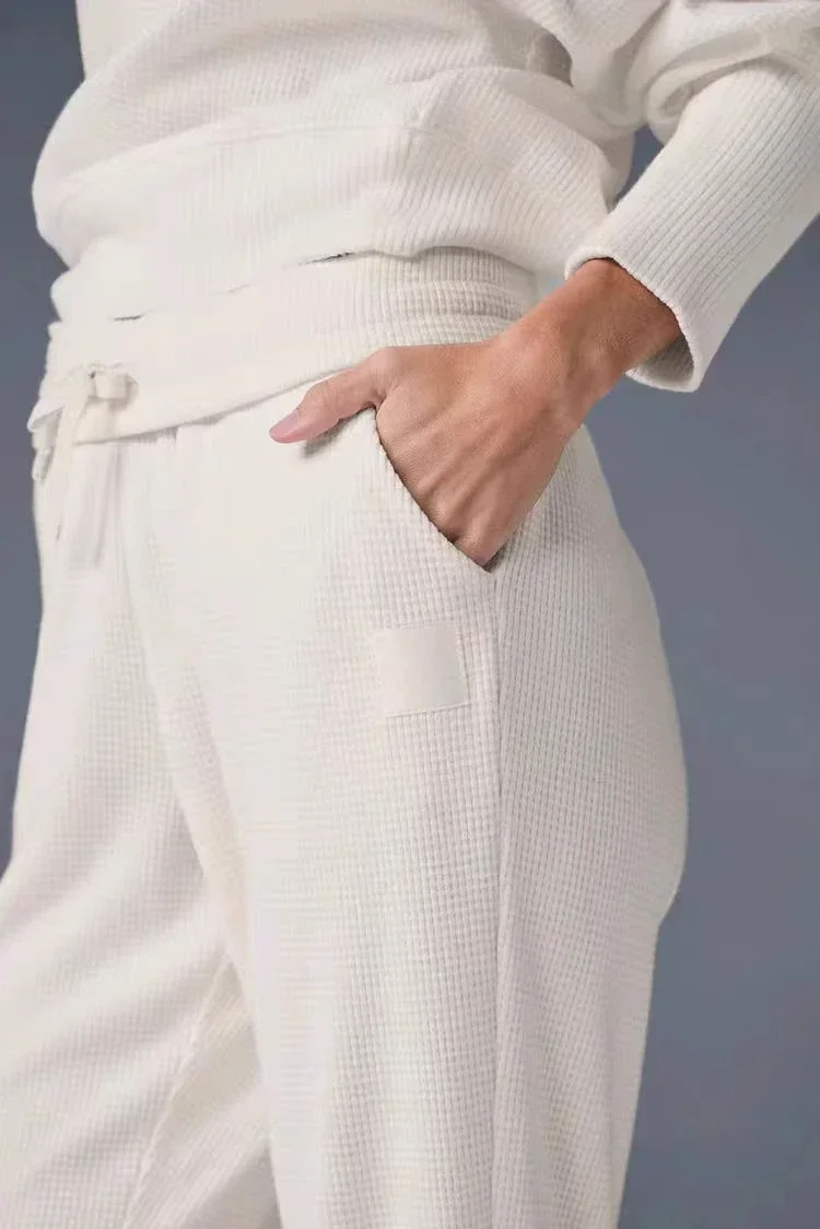 AI Long Sleeved Waffle Weekend Escape Mock Neck Long Sleeve Jogger on-trend Mock Neck Shirt Comfortable and Warm Pants Shorts 5
