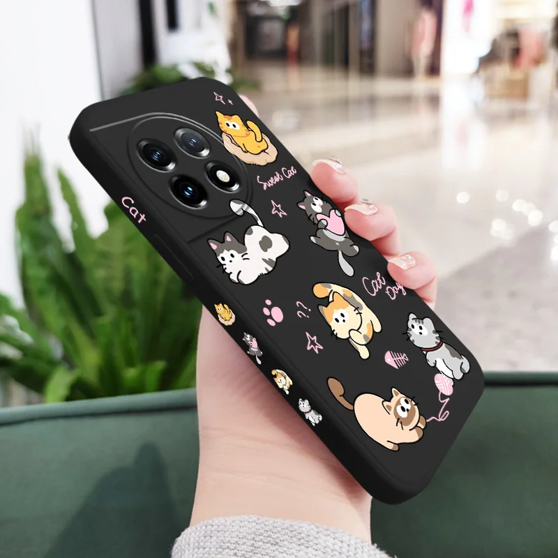 Cat String Ball Liquid Silicone Phone Case Cover