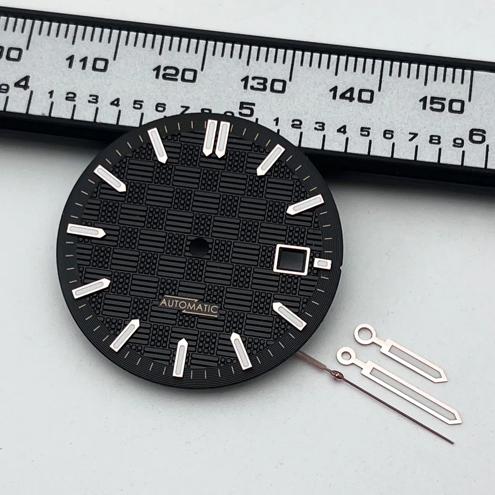 Elegant 31mm Grid-Patterned Round Watch Dial