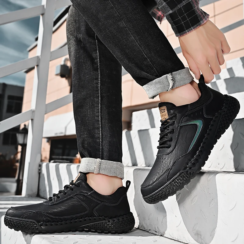 2024 New Men's Dingless Golf Shoes Men's Fashion and Comfortable Walking Shoes Outdoor Anti Slip Running Shoes