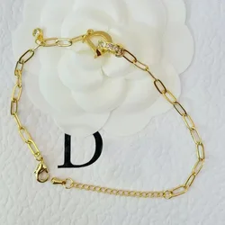 Elegant Sparkling Women's Bracelet - Perfect for Everyday Wear and Holiday Gifting (Golden)