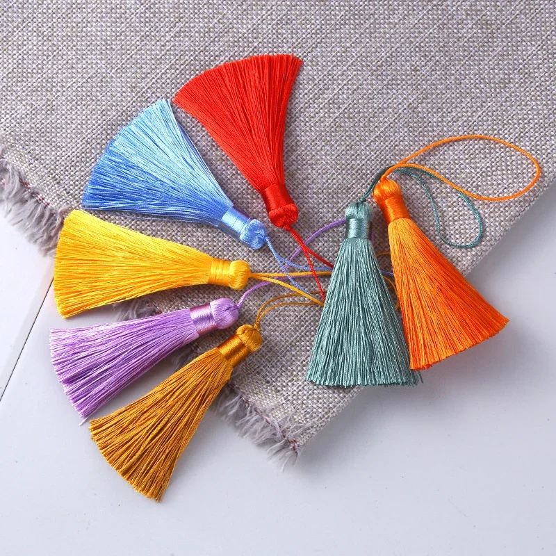 2/4 Pcs 8cm Silk Tassels with Cord Loop Soft Elegant Handmade Silky Floss Tassel Brush Chinese Knot for DIY Craft Jewelry Making tassel fringe tassel decoration tassel trim mini tassels bookmark tassels silky floss tassels