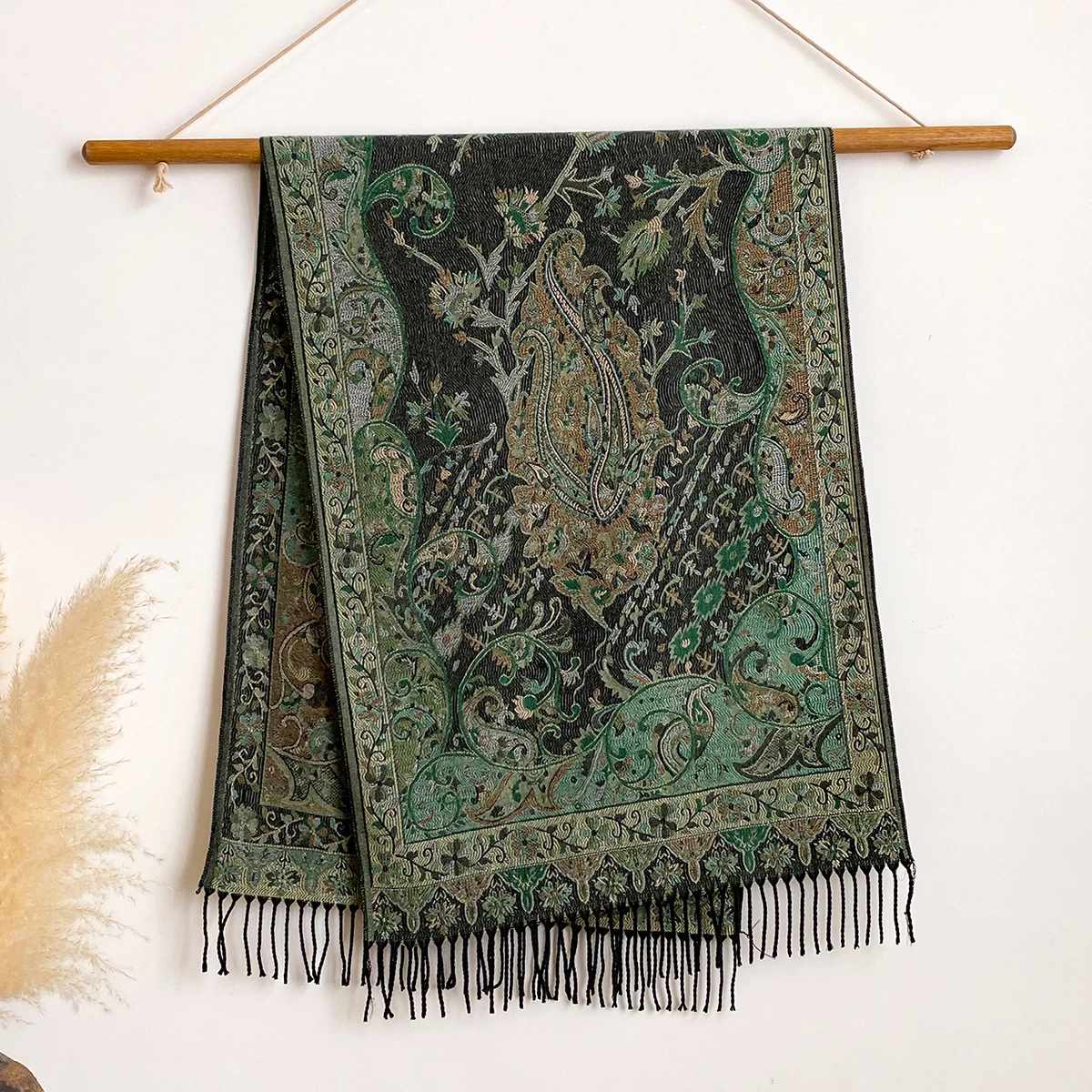 2025 New Fashion Winter Warm Thick Cashmere Luxury Brand Jacquard Scarf Women National Style Long Tassel Paisley Shawl Bufanda