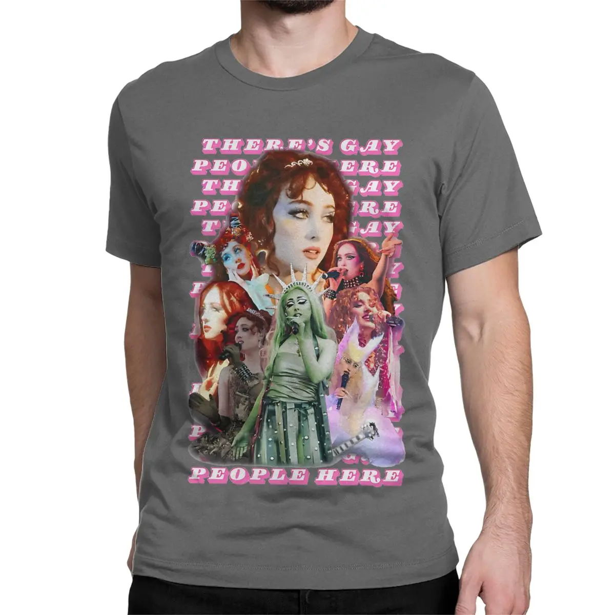 thumbnail image 1 of Camisetas de algodón para hombre Chappell Roan "Hay gente gay aquí". Camisetas de cantante y música, tallas 4XL, 5XL y 6XL., 1 of 7