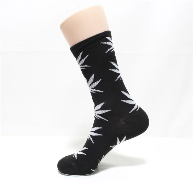 Street Style Men Skateboard Cotton Socks 10 Pairs/Set Colorful Maple Leaf Men's High Knee Weed Long Socks