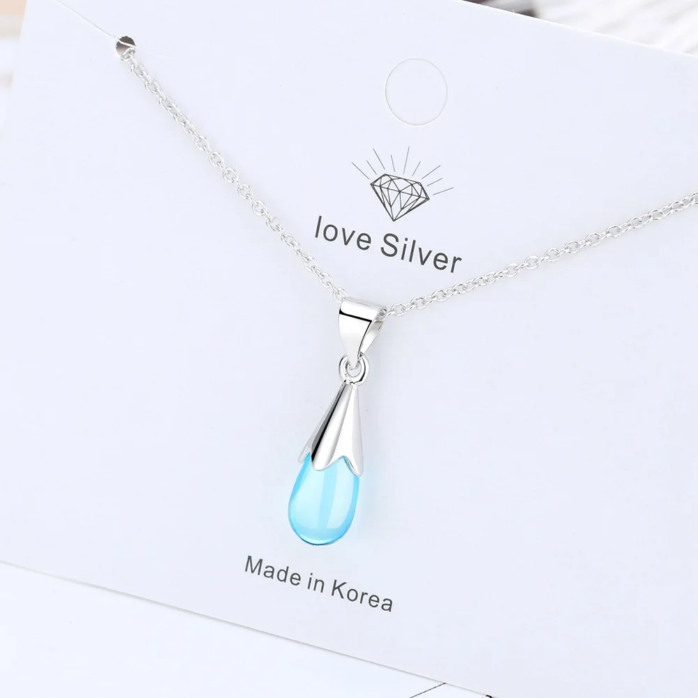 Vector De La Plantilla De La Gota De Agua Del Logotipo | Vector Premium
