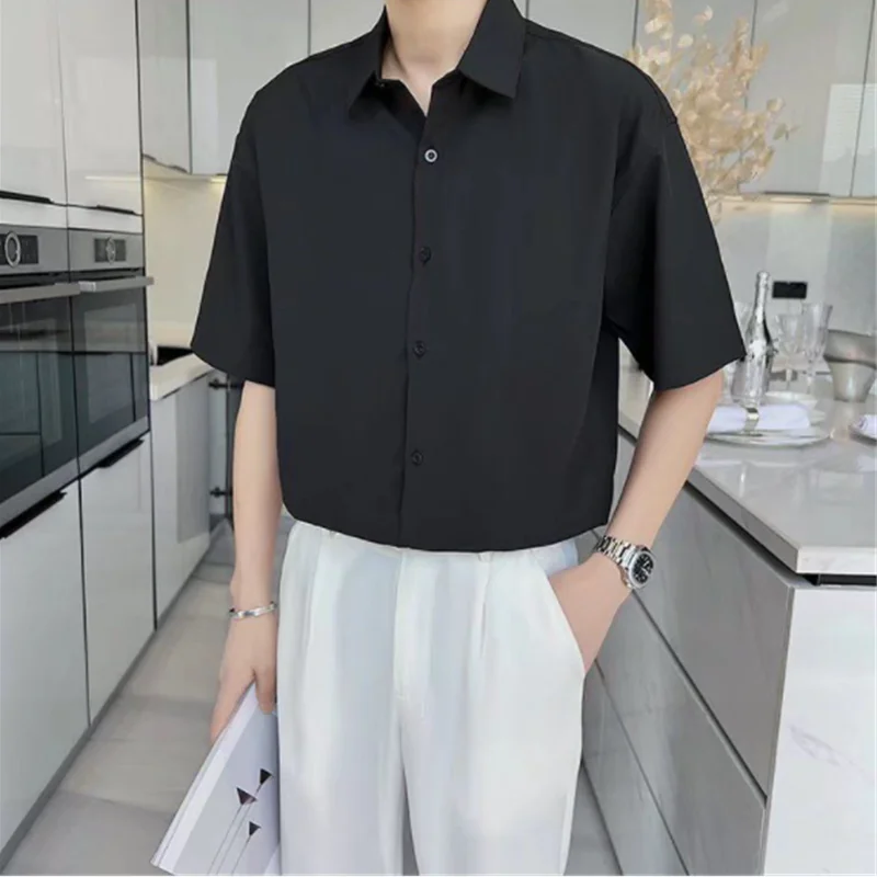 

Men's shirt Solid short sleeved lapel shirt Simple and handsome Loose fitting business casual summer men's clothing E0010