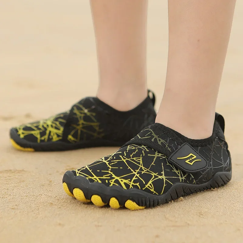 

Water Shoes Kids Aqua Barefoot Shoes Child Boys Girls Lightweight Sport Barefoot Shoe Fast Dry Shoe Slipstop Shoes Children