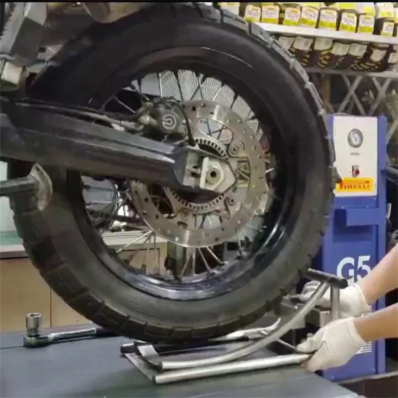 StainlessSteelMotorcycleRearTireReplacementAuxiliaryDevice