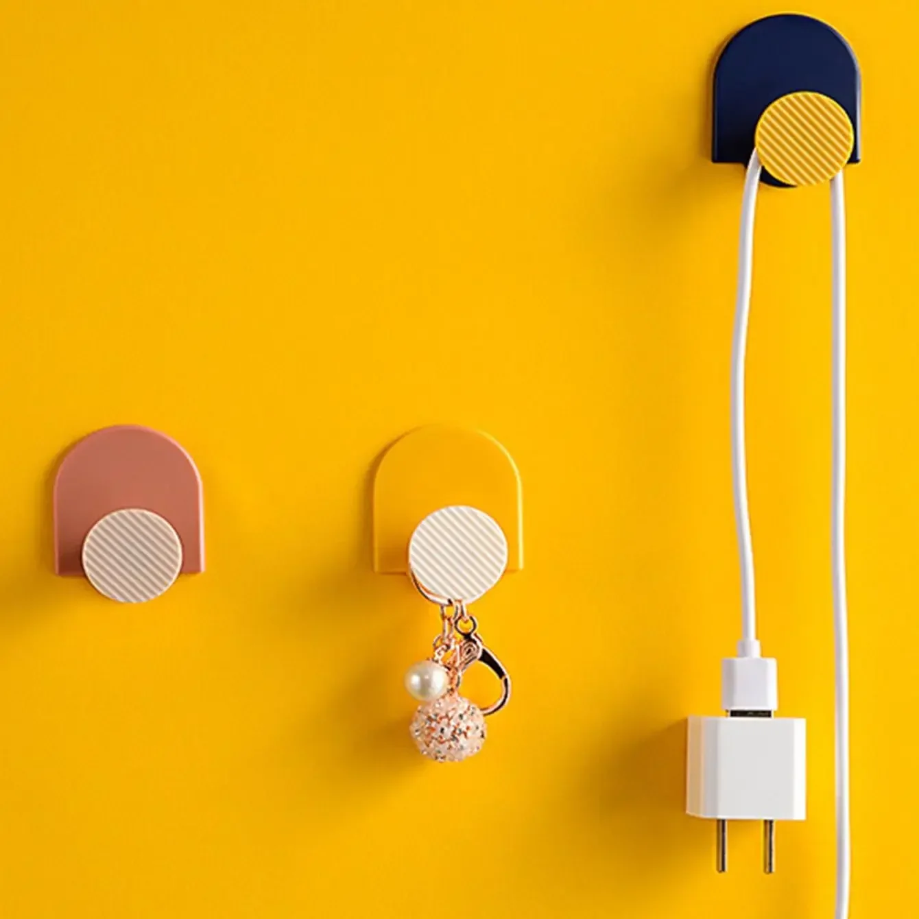 4pcs Adhesive Wall Hooks Space-Saving Towel/Coat Hooks