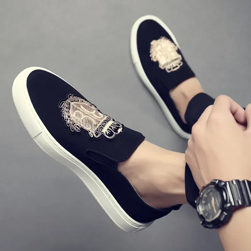 Spring Autumn New Men Leather Casual Shoes Man Slip-On Luxury Embroidery Suede Leather Flat Skate Shoes Trend Loafers 4