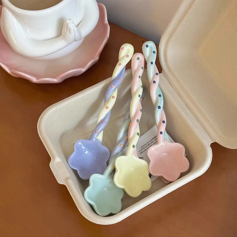 Cuillère à Soupe En Céramique Kawaii Fraise - Mignon Accessoire De Cuisine Pour Crème Glacée, Café, Dessert
