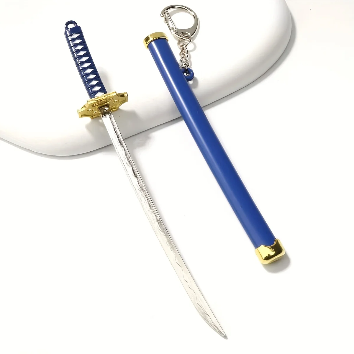 Mini Toy Samurai Knife Key Chain Toy Metal Weapon Sword Keychain Key Ring Weapon Model Alloy Keychain For Men
