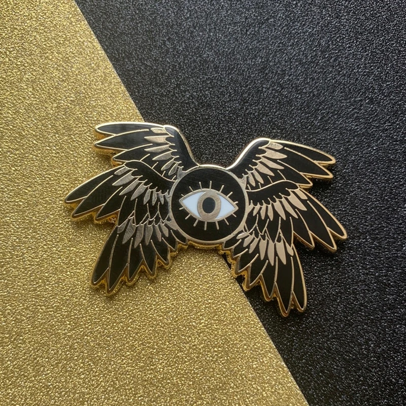 Eye of Horus Seraph Wings Throne Angel Hard Enamel Badge Brooch DIY Backpack Collar Lapel Pin Party Jewelry Brooch Accessories