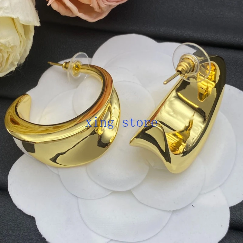 2024 Fashion New Retro Style Round Exaggerated Women's Earrings
