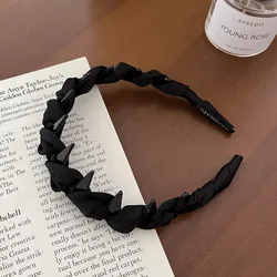 Elegant Non - Slip Knotted Headband with Teeth - Stylish Daily Wear Hair Accessory (Color A)