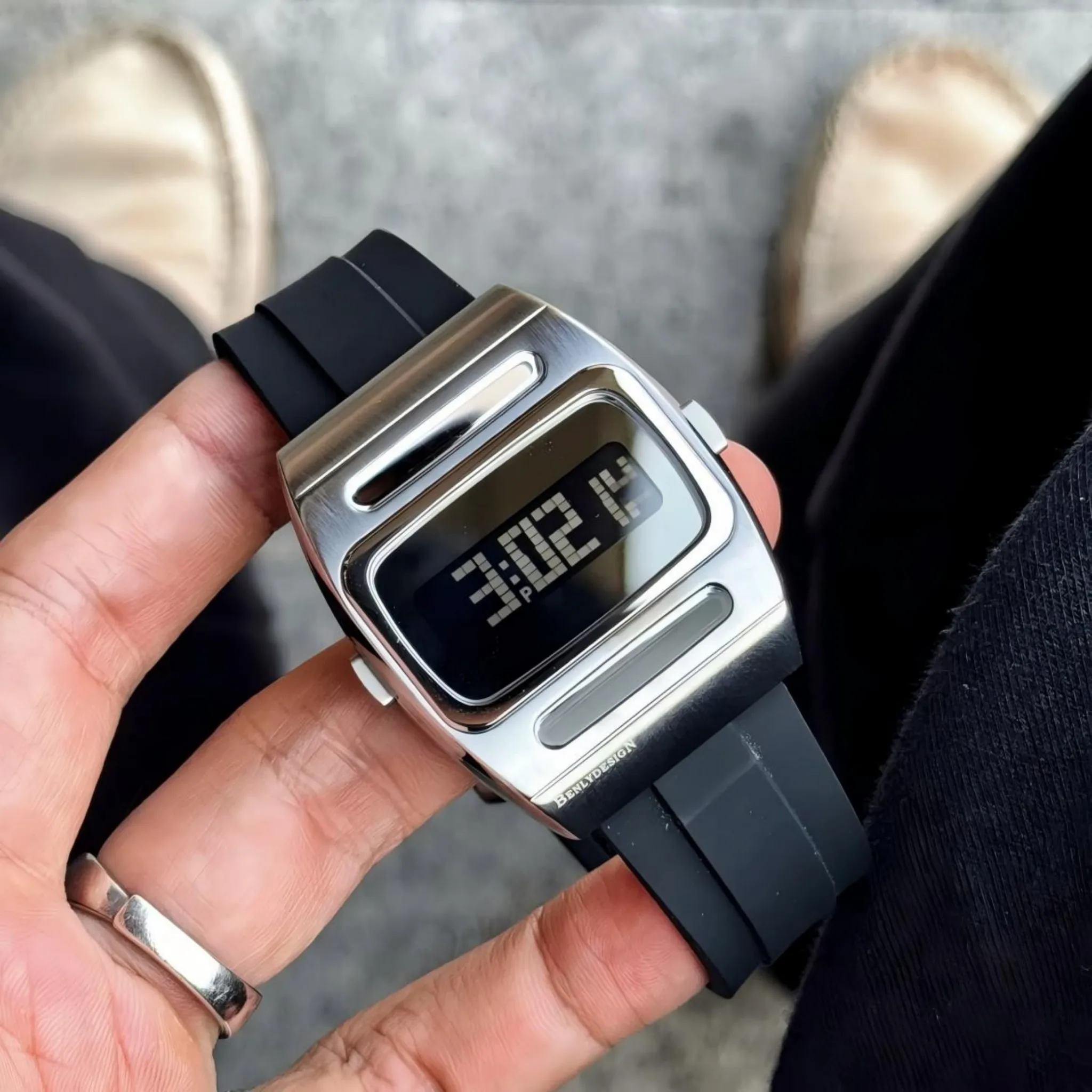 BENLYDESIGN G100 Vintage Men's Digital Unique Watch 1970s Jump