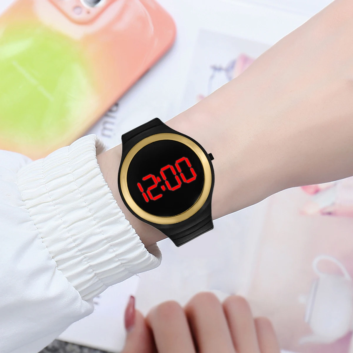 New Boys and Girls Sports Electronic Watch for Students Simple and Casual Round Watch Suitable for Daily Life 6