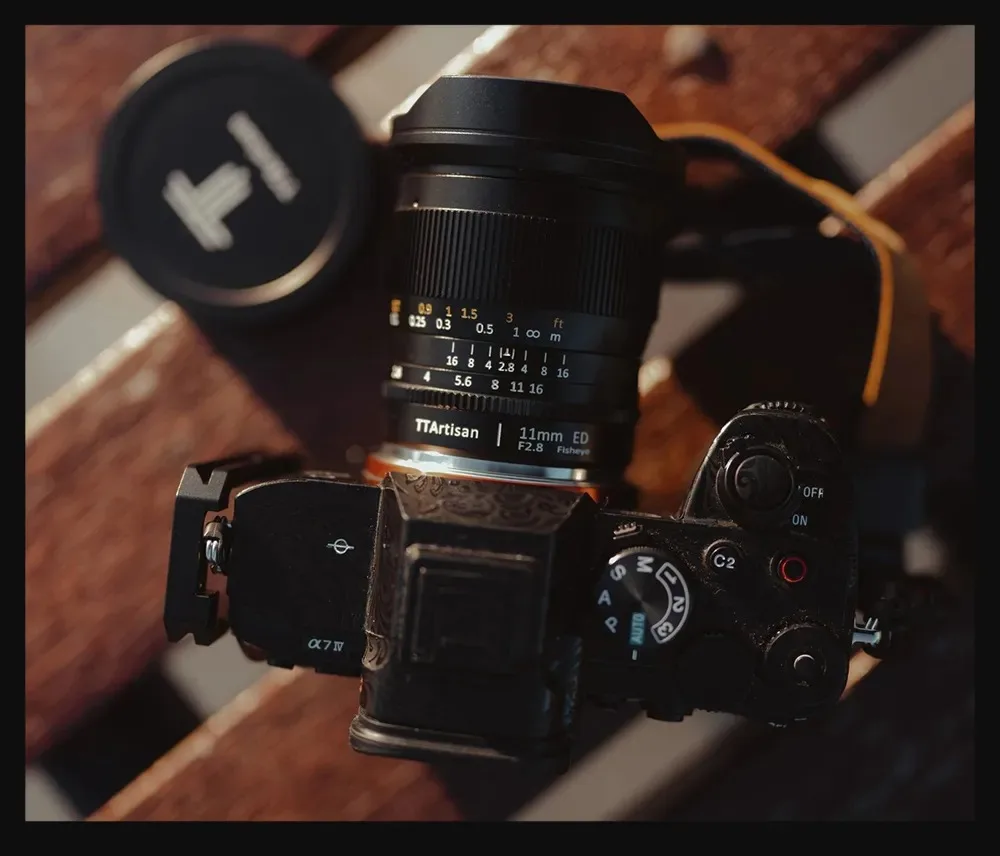 11mm F2.8 Full Frame Ultra-Wide Fisheye Lens Sony E Canon EF R Fuji GFX Nikon Z