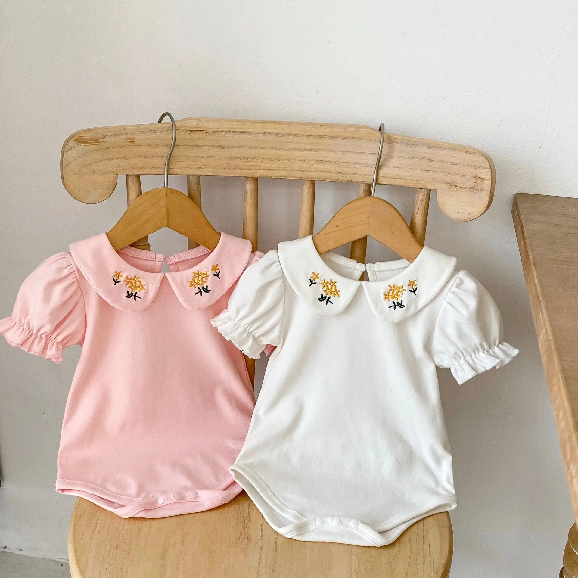 

Baby Girls Short Sleeve Bodysuit Peter Pan Collar Embroidery One Piece Baby Summer Clothes Toddler Solid Simple Cotton Jumpsuit