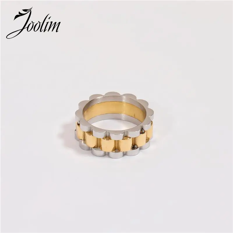 

Joolim Jewelry Wholesale High End PVD Fashion Waterproof Classic Two-tone Matching Tank Chain Stainless Steel Ring For Women