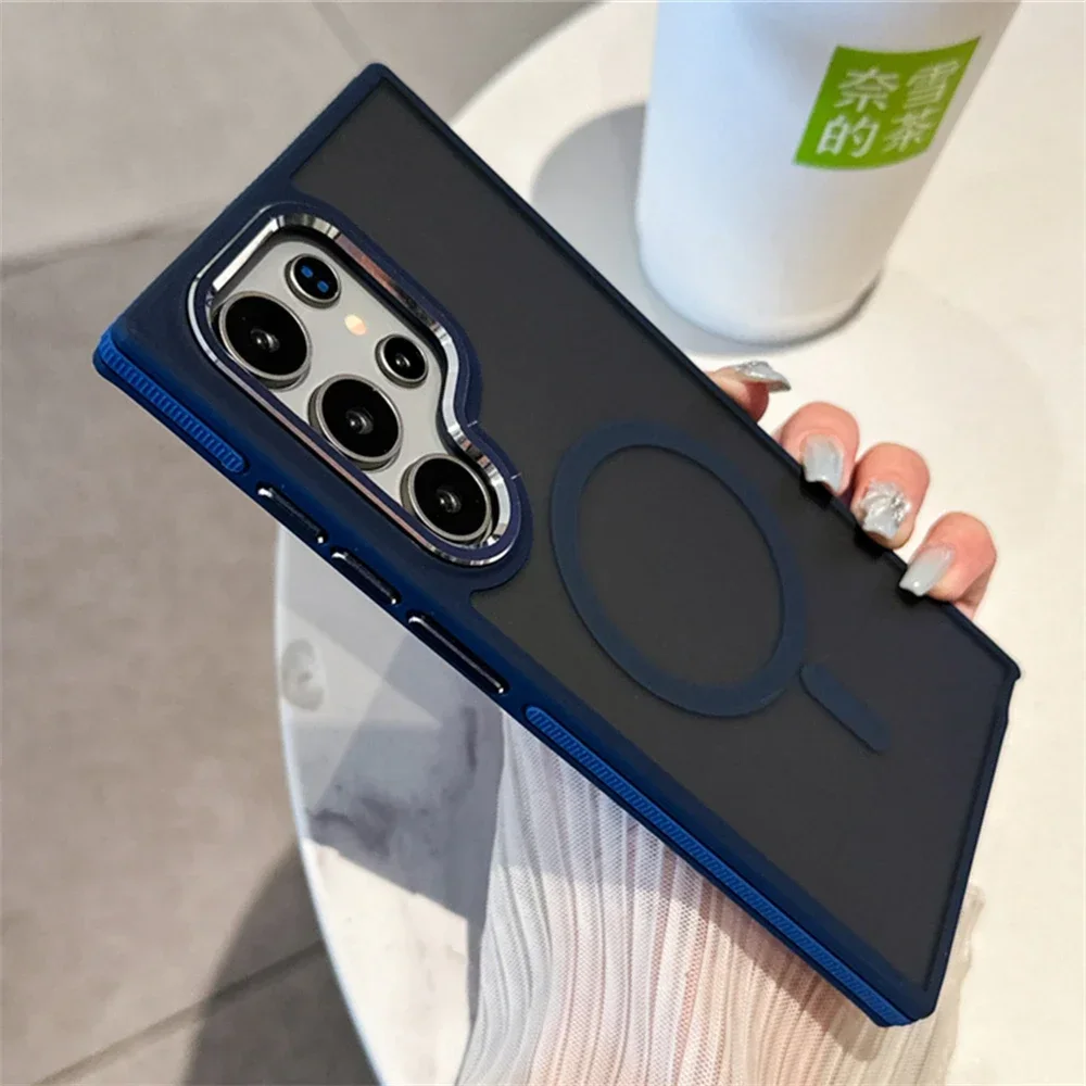 Luxury Matte Clear Magnetic Wireless Charging Phone Case with Magsafe Compatibility