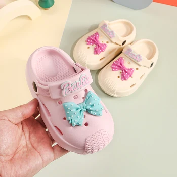 Sandali estivi per bambini Foro Scarpe per bambini Pantofole Morbide antiscivolo Simpatico Bownot Design fai da te Sandali Baotou da bagno per ragazze 1