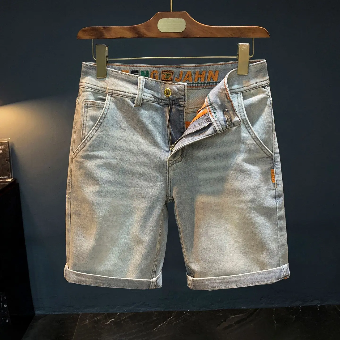 Short en jean droit rétro d'été pour homme, brodé, gris délavé, décontracté, style cowboy, jorts, short en jean pour homme 1 Short en jean droit rétro d'été pour homme, brodé, gris délavé, décontracté, style cowboy, jorts, short en jean pour homme 1