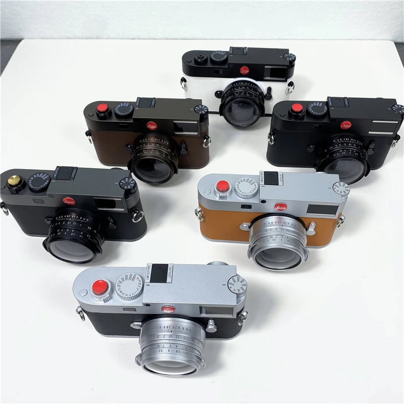 새로운 M11 Leica 모델 마이크로 싱글 카메라 장난감 모델에는 스튜디오 쇼룸 소품이 포함되어 있습니다.