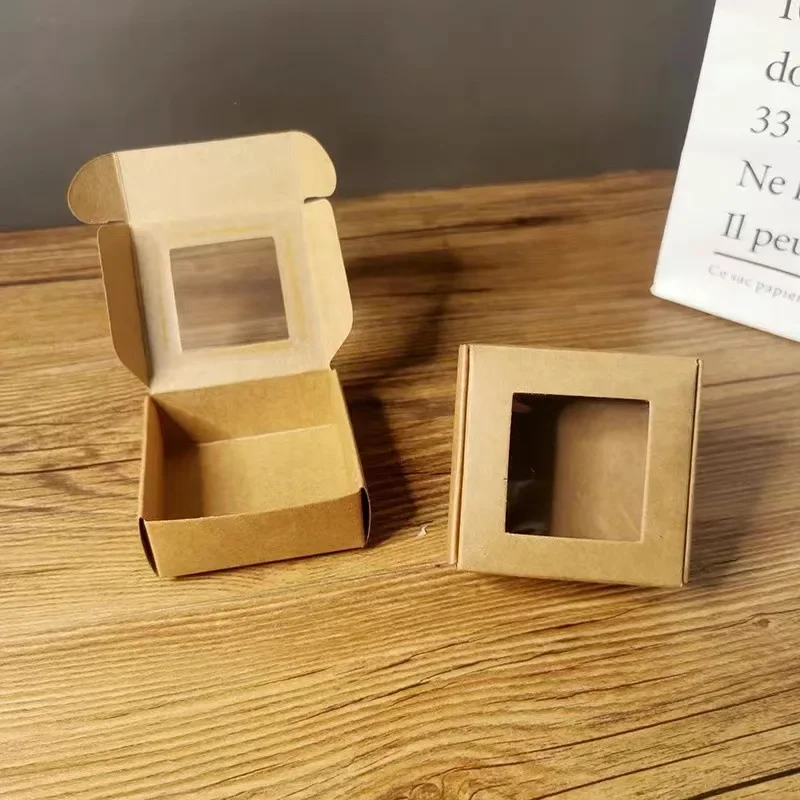Scatole Regalo Di Carta Kraft Con Finestra In PVC Imballaggio Creativo La Laurea, Regali Di Più