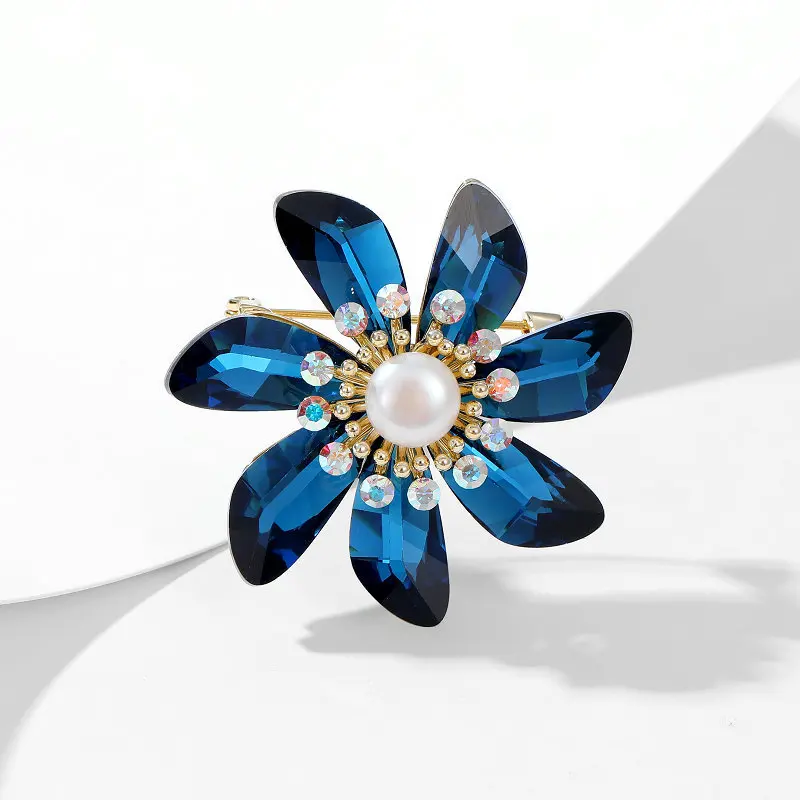 Bright Zircon Crystal Flower Brooch Jewelry For Ladies Fashionable Temperament Wedding Corsage Luxury Bouttoniere Accessory