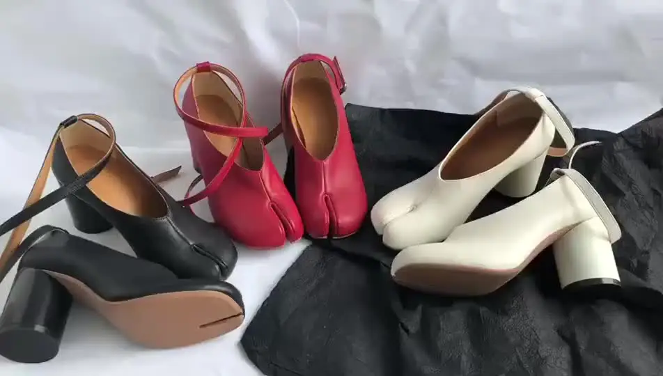 靴 Tabi Heels Split Toe Ninja Tabi Pumps Women Ankle Strap Buckle Round