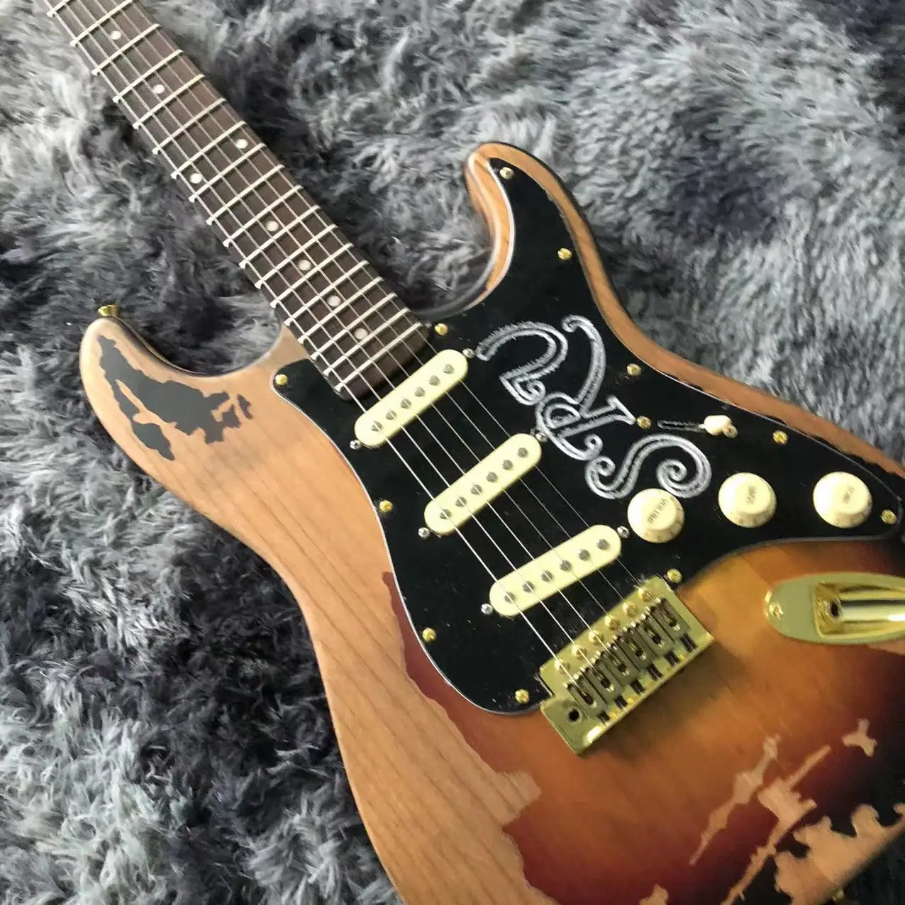 Aged SRV 6 String Electric Guitar Alder Body Gold Hardware ,Good Timber