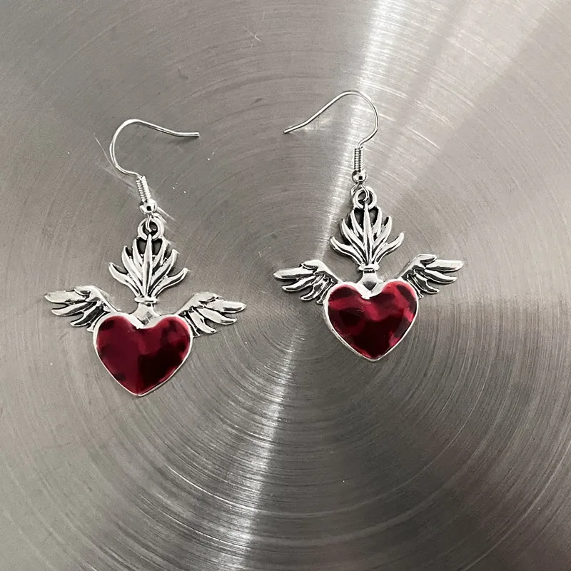 New Harajuku Vintage Goth Pink Peach Heart Drop Earrings For